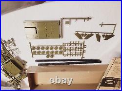 Vintage Aurora #311 M8e2 Weapons Carrier #ground Support War Head Model Kit